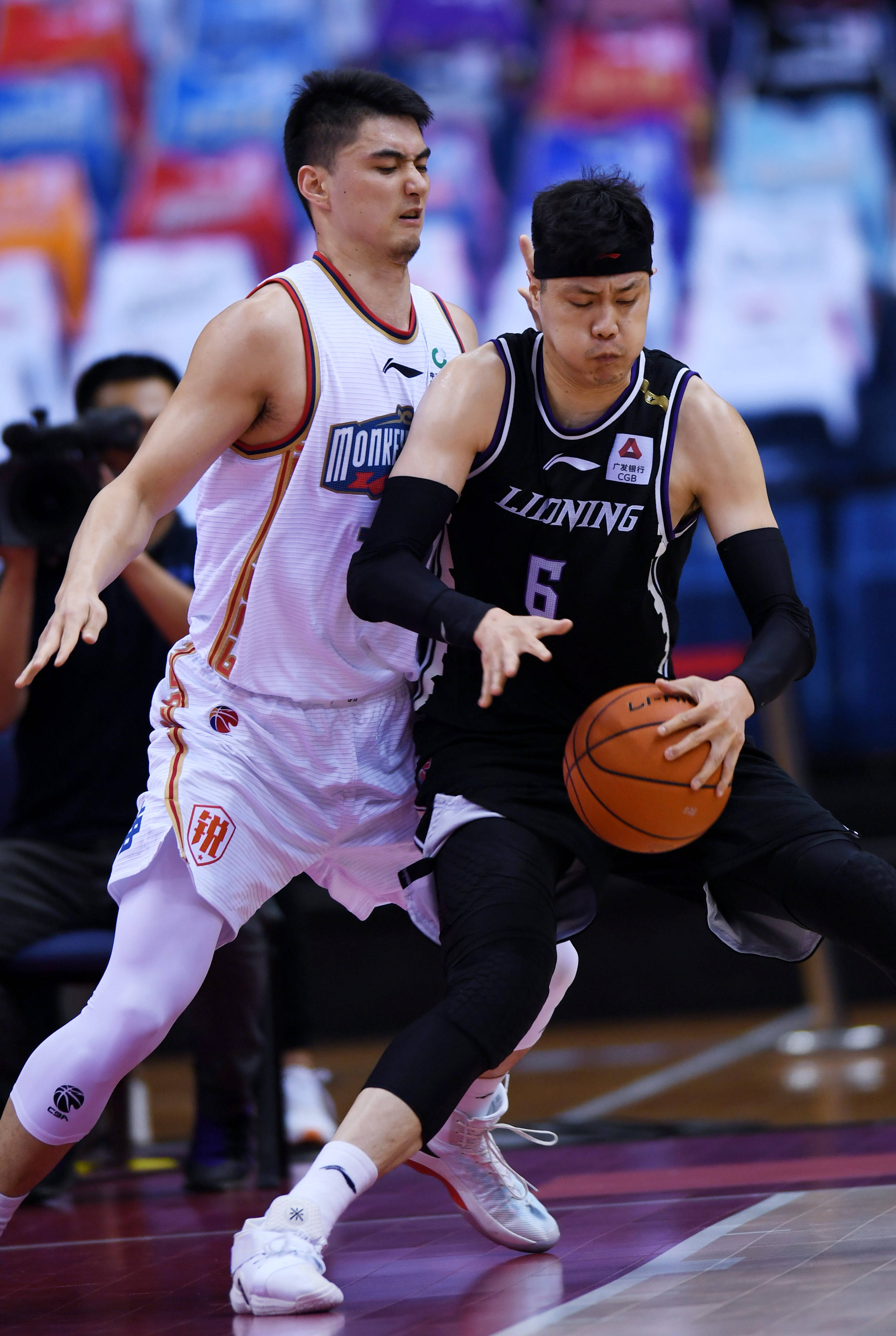 还通过吸引 还通过吸引