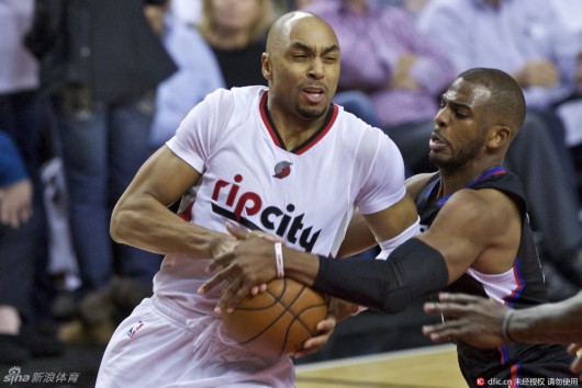 校的一员 校的一员