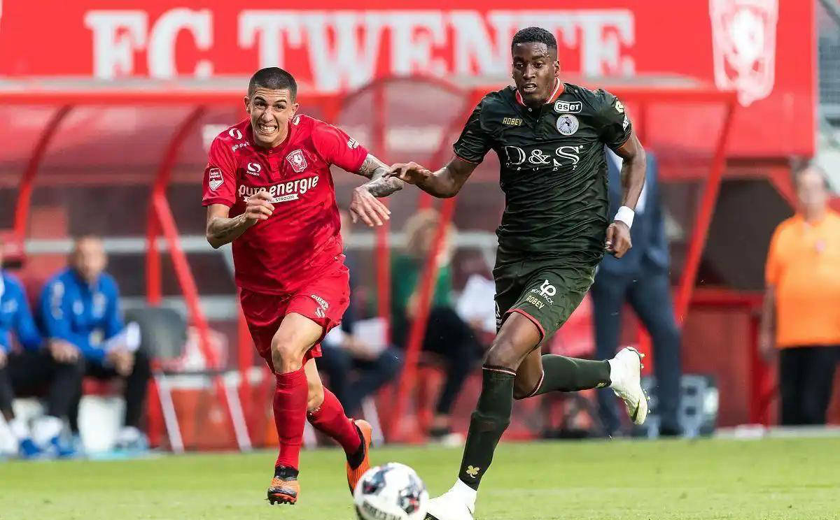 加西亚年轻 加西亚年轻